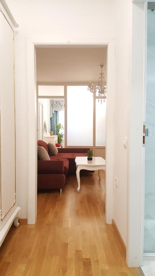E&E Apartments 4* Arena Stozice リュブリャナ エクステリア 写真