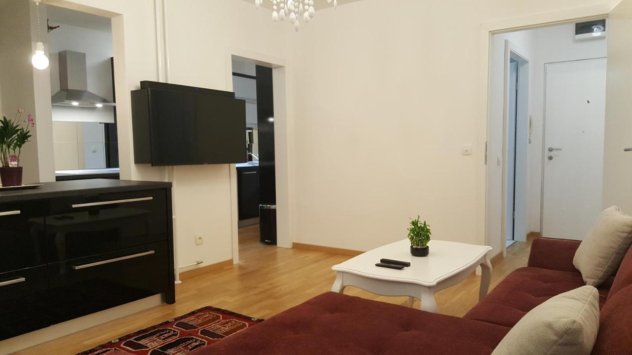 E&E Apartments 4* Arena Stozice リュブリャナ エクステリア 写真