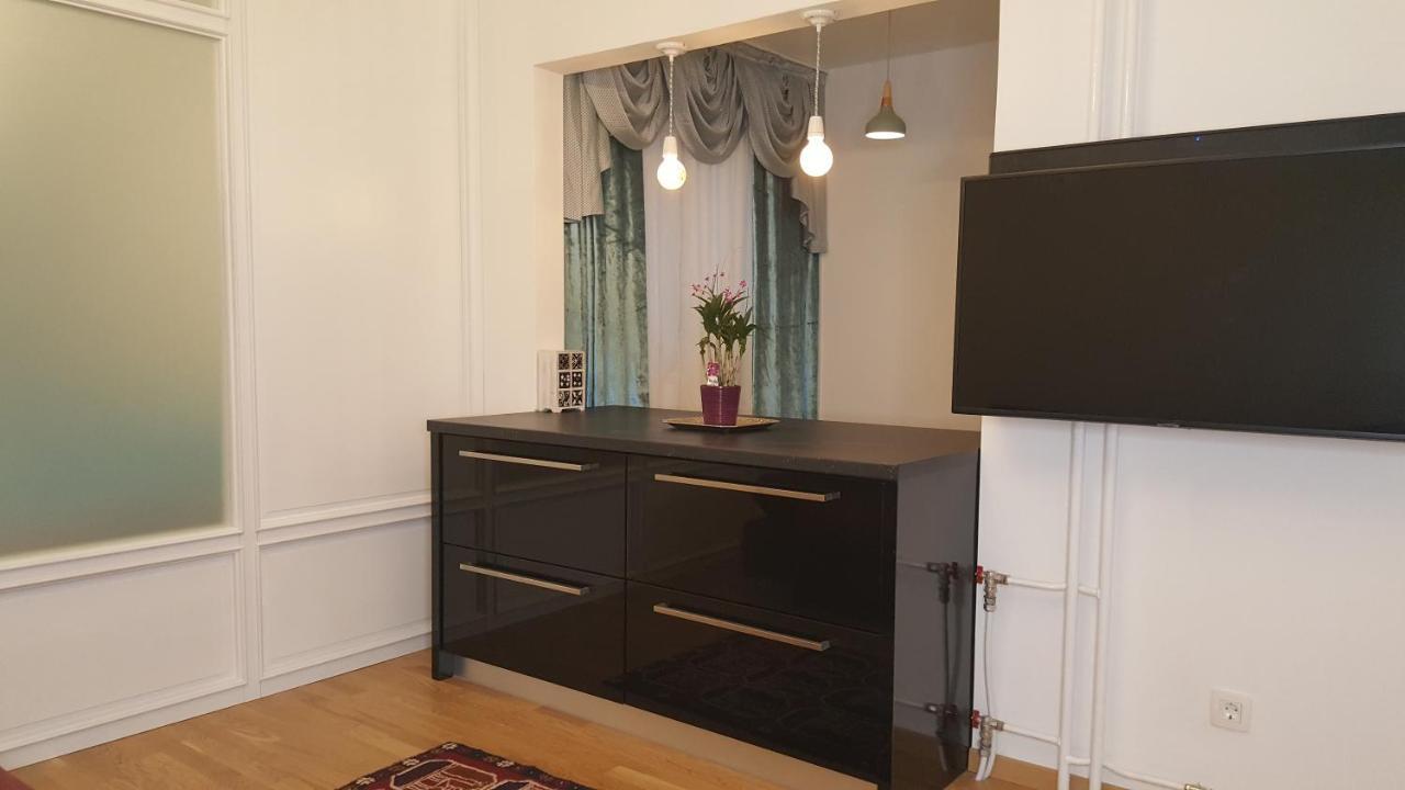 E&E Apartments 4* Arena Stozice リュブリャナ エクステリア 写真
