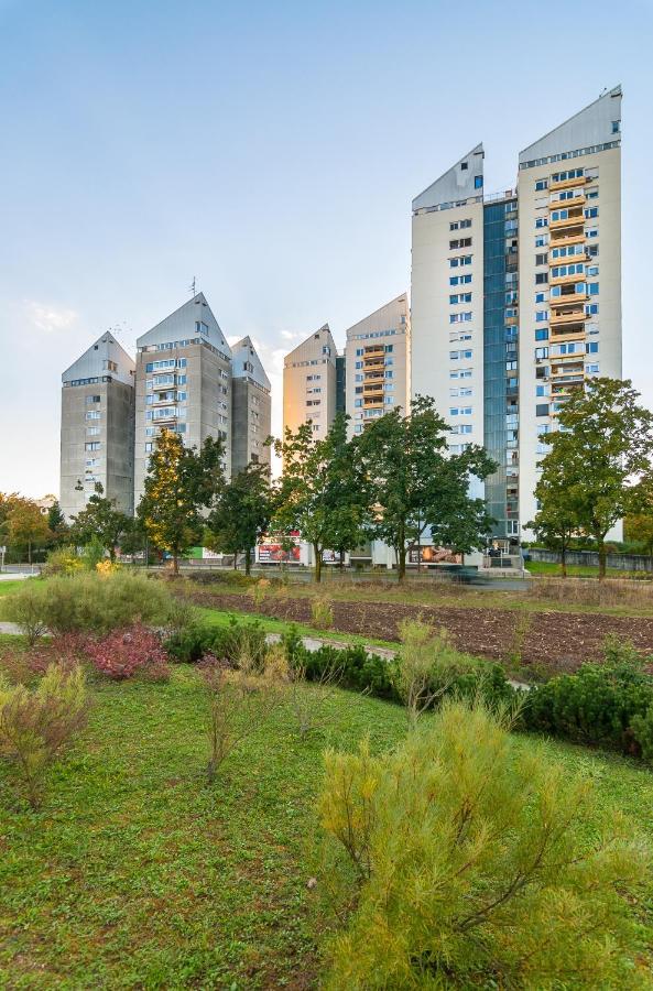 E&E Apartments 4* Arena Stozice リュブリャナ エクステリア 写真